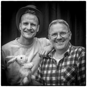 Goochelaar Jan te gast in de podcast van Joost en Hilbert